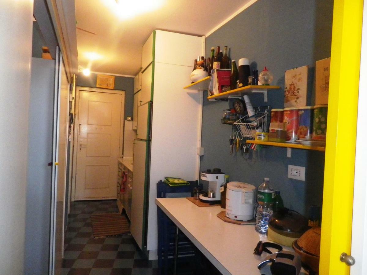 Pietre Nere Aparthotel Giardini Naxos Bagian luar foto