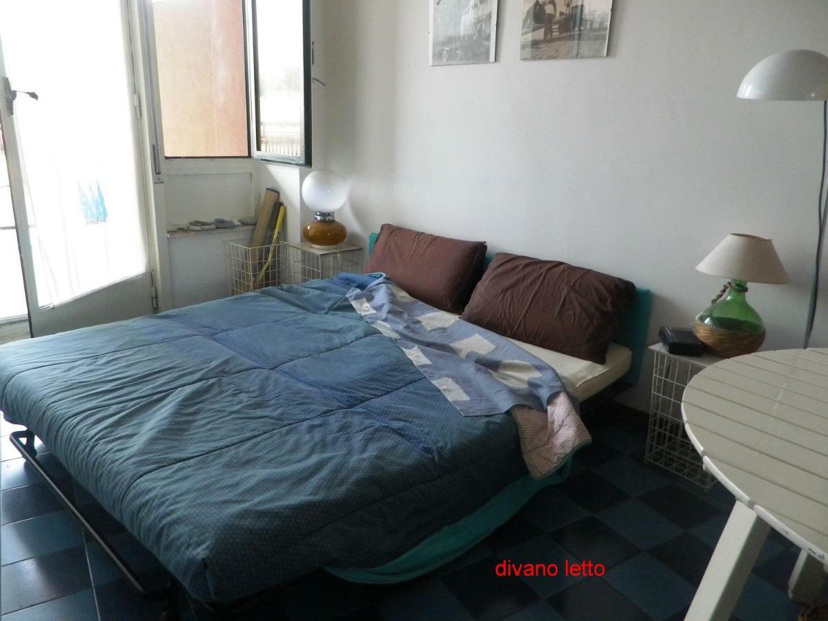 Pietre Nere Aparthotel Giardini Naxos Bagian luar foto